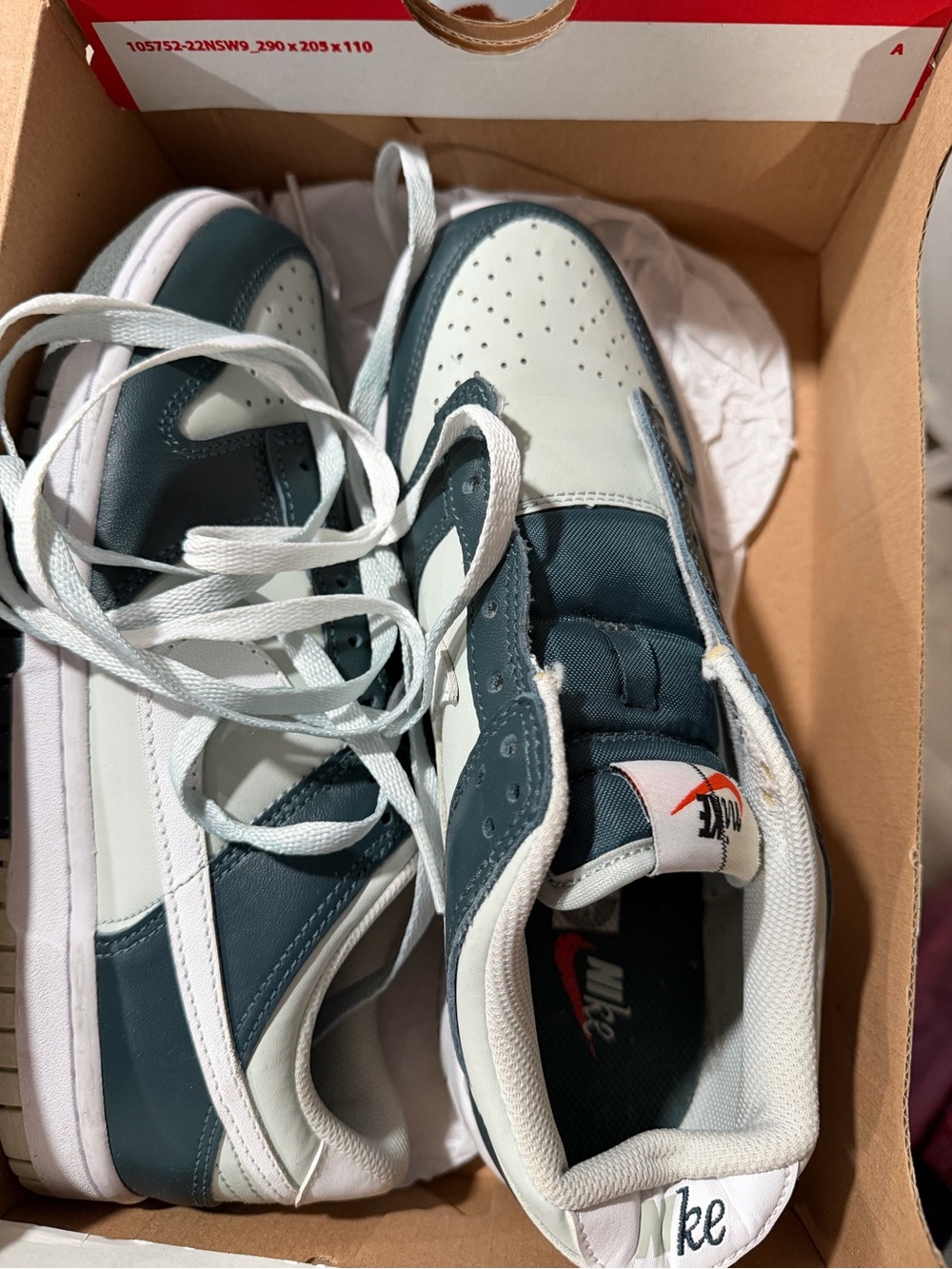 NIKE Dunk Low GS Youth Size 7